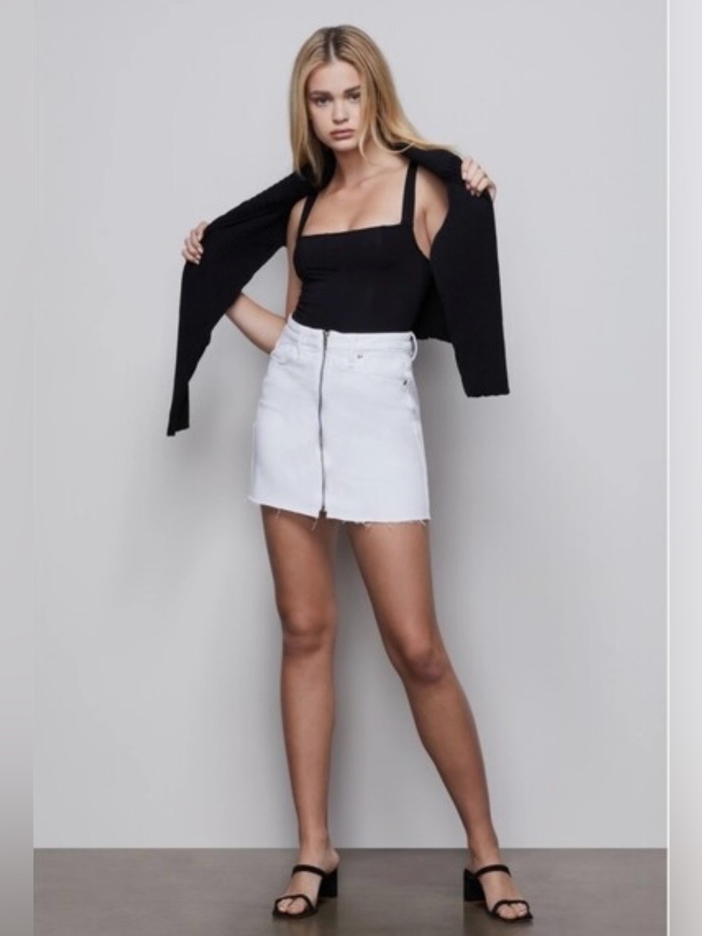 Good American White Mini Skirt Exposed Zipper 8/29